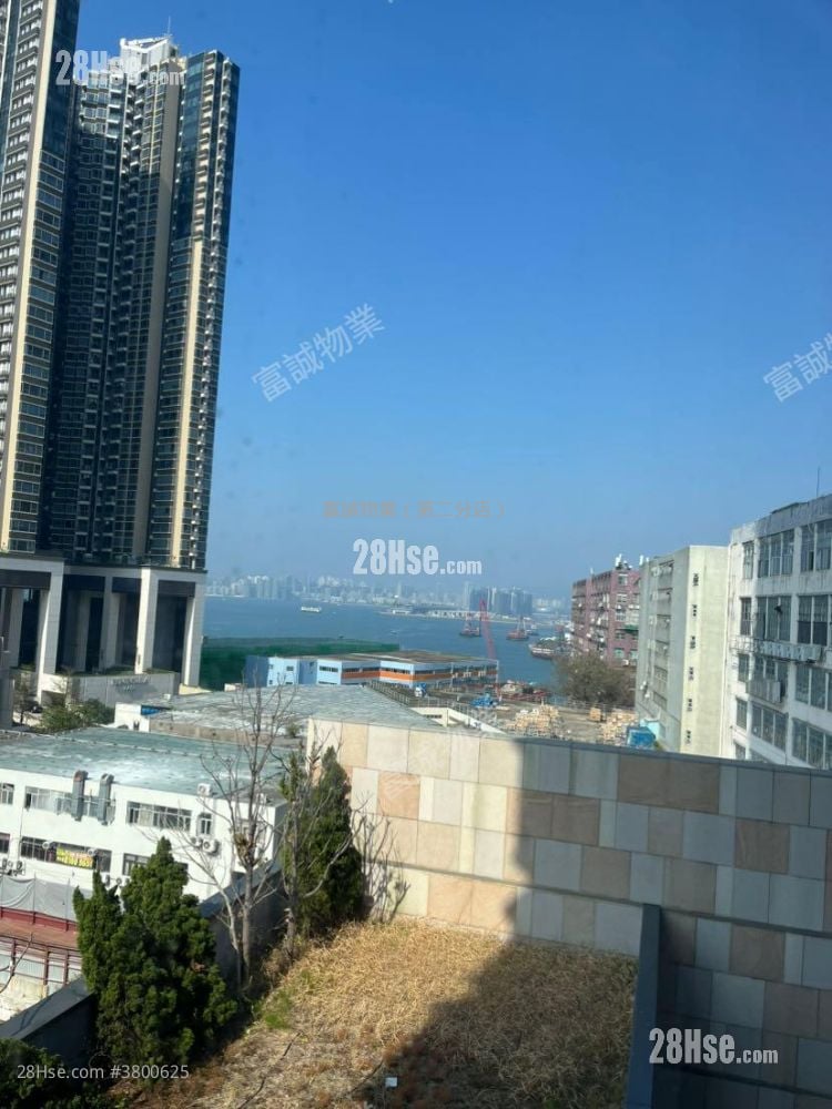 曦台 租盘 3 房 , 2 浴室 716 平方尺