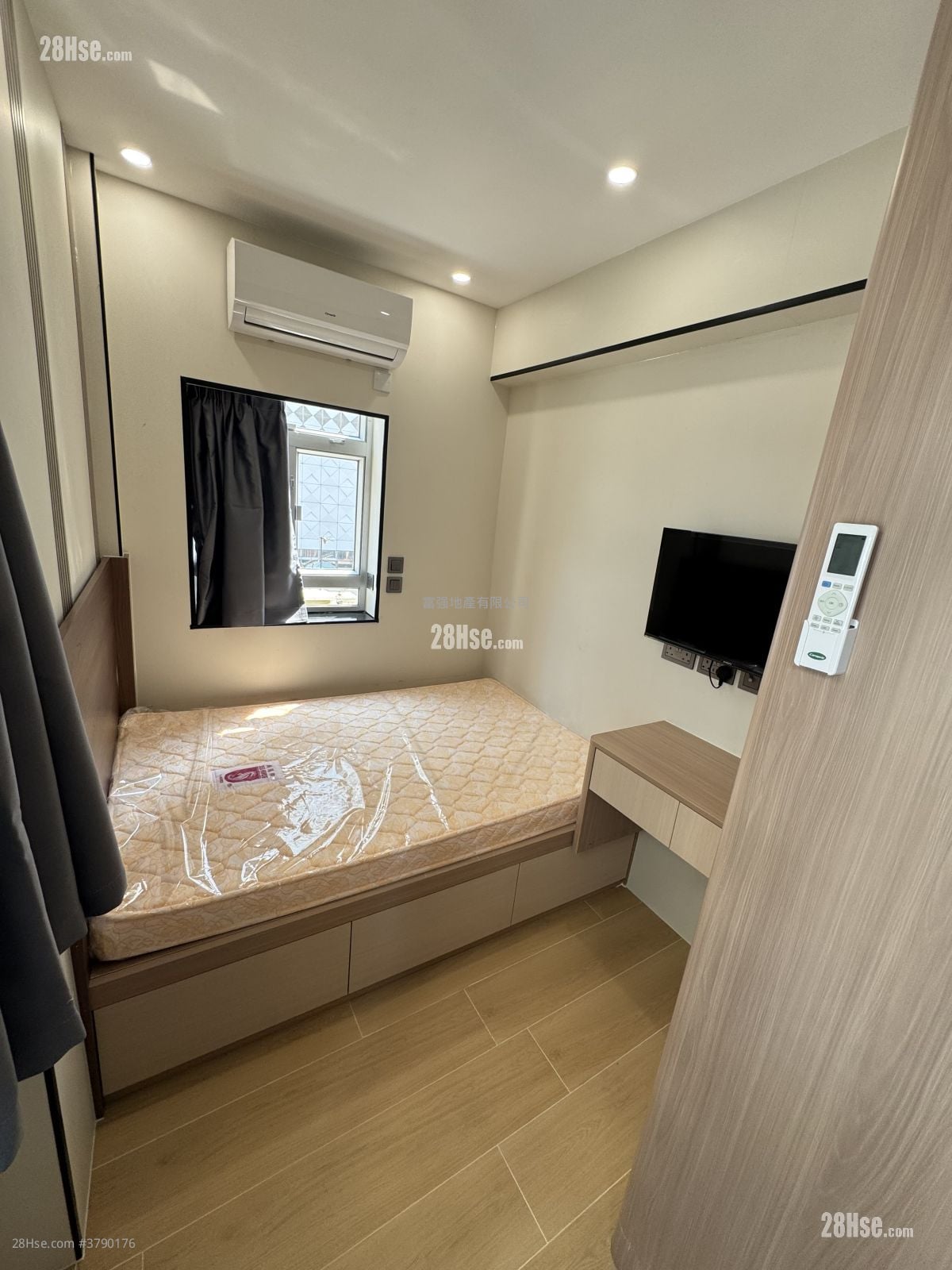 单幢楼房 租盘 开放式间隔 150 平方尺