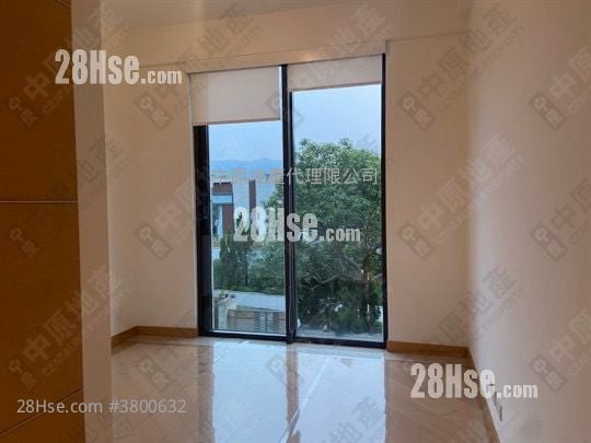 Valais Sell 3 Bedrooms 2,454 ft²