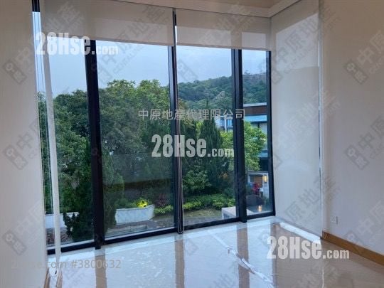 Valais Sell 3 Bedrooms 2,454 ft²