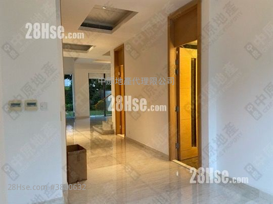 Valais Sell 3 Bedrooms 2,454 ft²