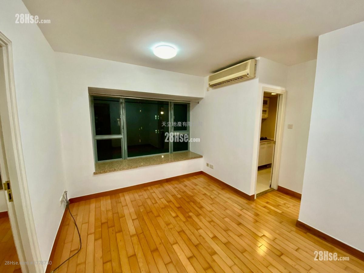 Queen's Terrace Sell 1 Bedroom , 1 Bathroom 322 ft²