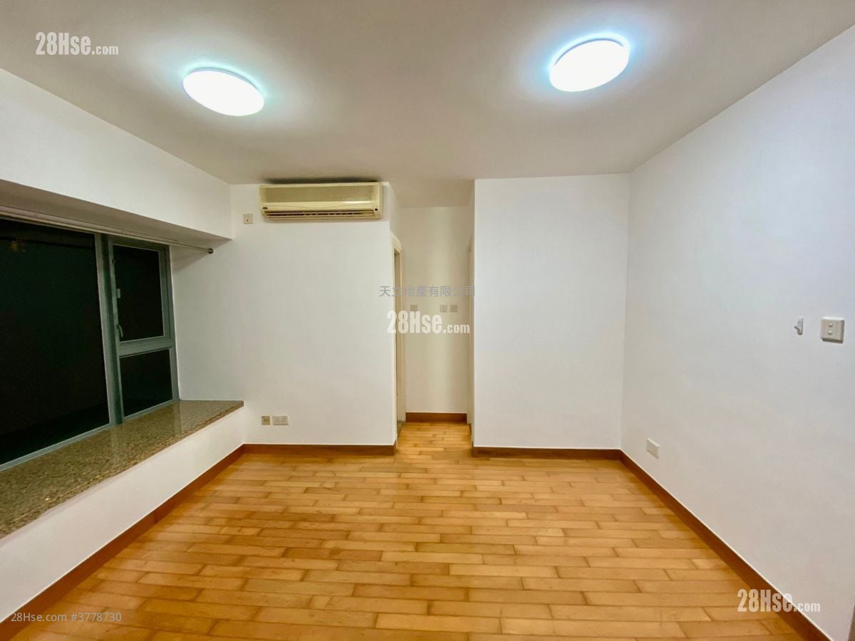 Queen's Terrace Sell 1 Bedroom , 1 Bathroom 322 ft²