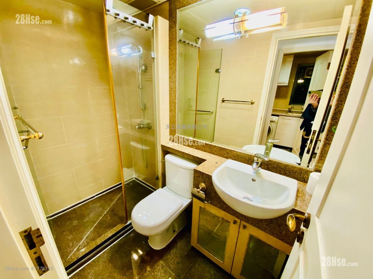 Queen's Terrace Sell 1 Bedroom , 1 Bathroom 322 ft²