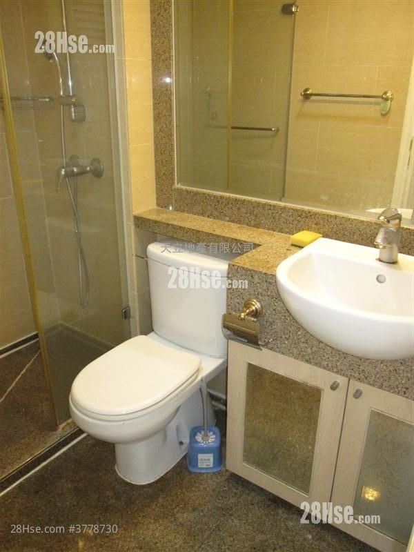 Queen's Terrace Sell 1 Bedroom , 1 Bathroom 322 ft²