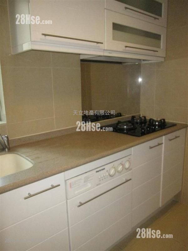 Queen's Terrace Sell 1 Bedroom , 1 Bathroom 322 ft²