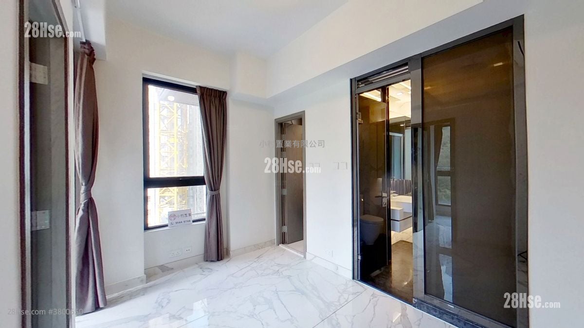 living room: Alpine 18 Rental 1 Bedroom , 1 Bathroom 258 ft²