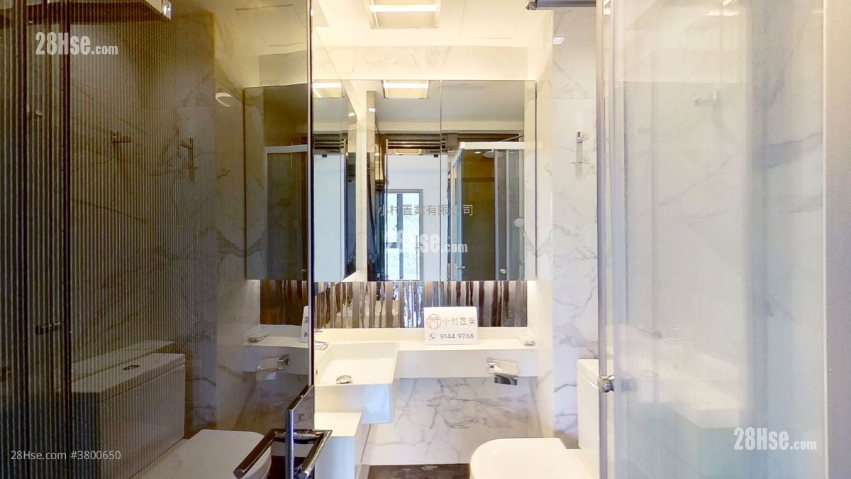 bathroom: Alpine 18 Rental 1 Bedroom , 1 Bathroom 258 ft²