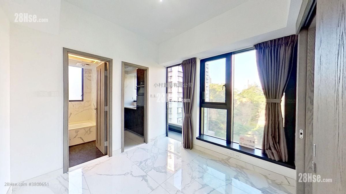 living room: Alpine 18 Rental 1 Bedroom , 1 Bathroom 319 ft²