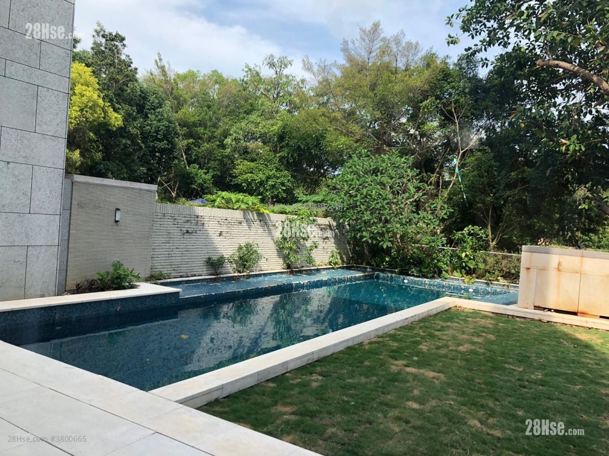 Valais Sell 4 Bedrooms 2,771 ft²