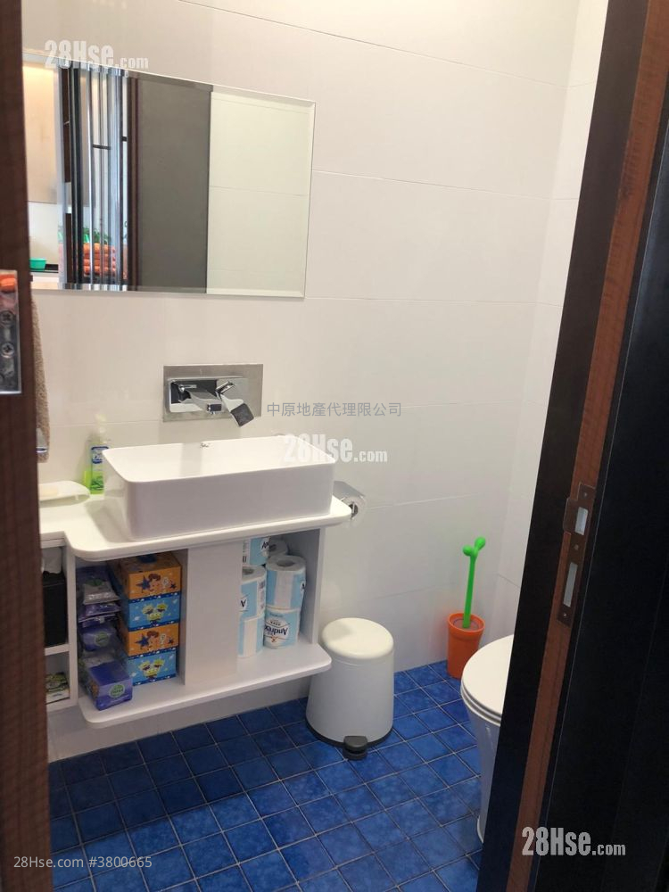 Valais Sell 4 Bedrooms 2,771 ft²