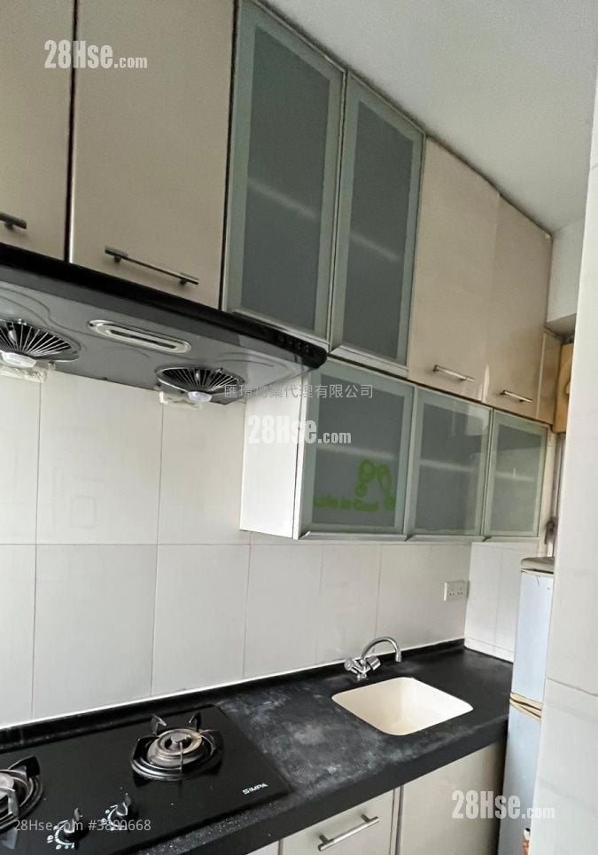 华明中心 租盘 1 房 290 平方尺