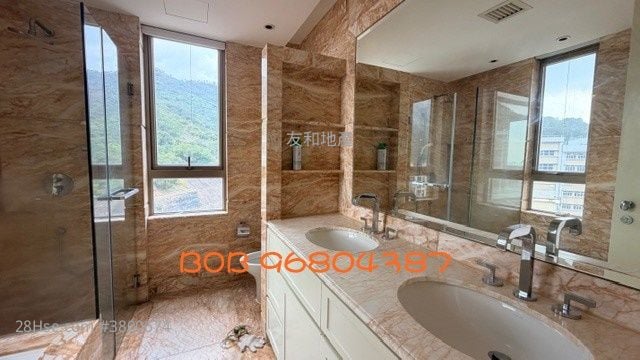 The Hamptons Rental 4 Bedrooms , 2 Bathrooms 2,003 ft²