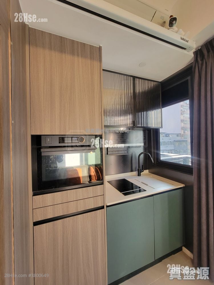 Larchwood Sell Studio , 1 Bathroom 204 ft²