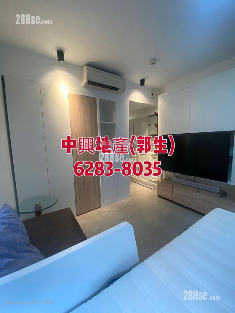 Ava62 Sell Studio , 1 Bathroom 206 ft²