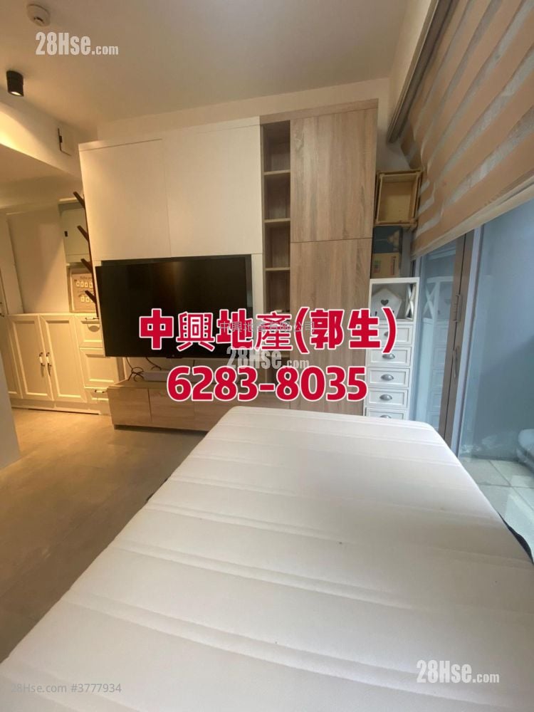 Ava62 Sell Studio , 1 Bathroom 206 ft²