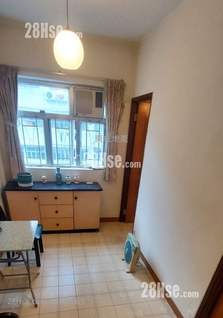 Tung Po Building Sell 2 Bedrooms , 1 Bathroom 351 ft²