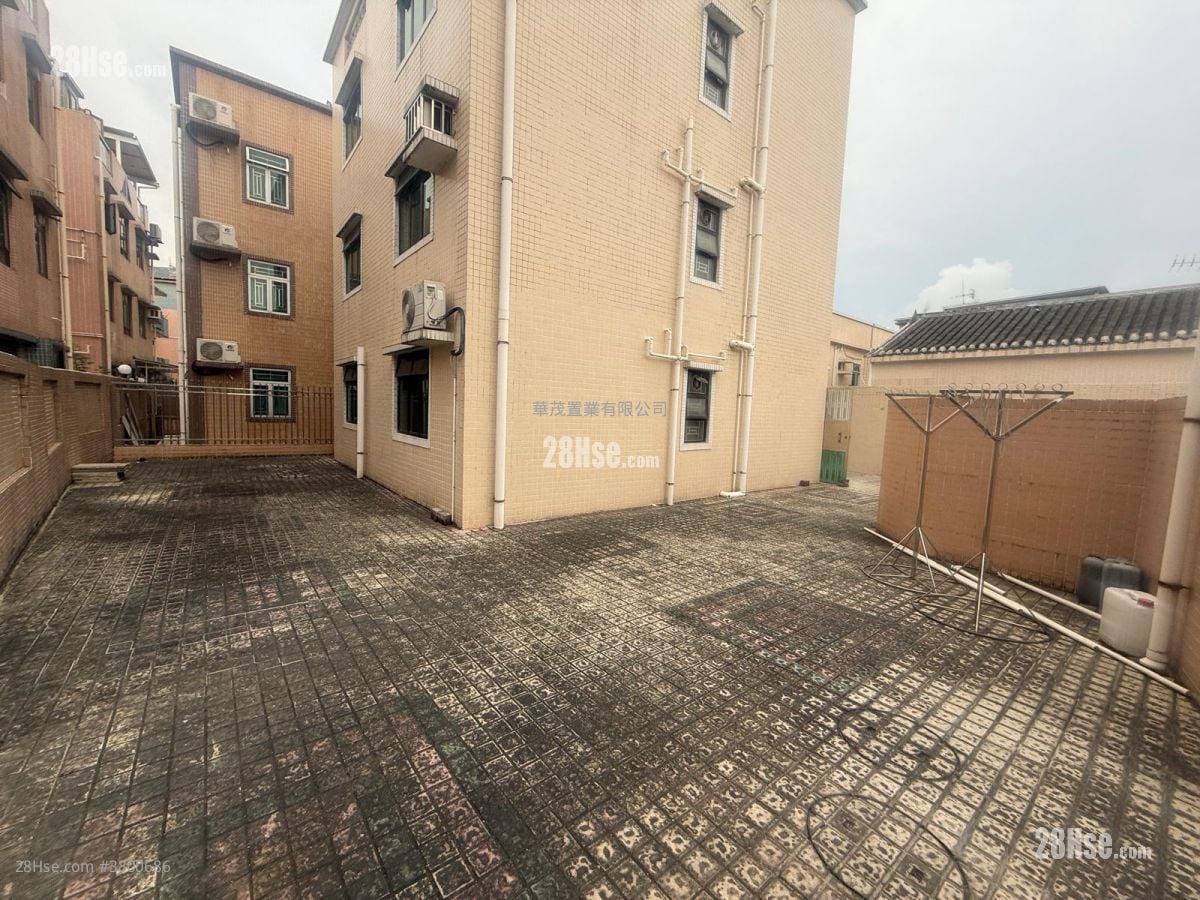 村屋 租盘 2 房 , 2 浴室 630 平方尺