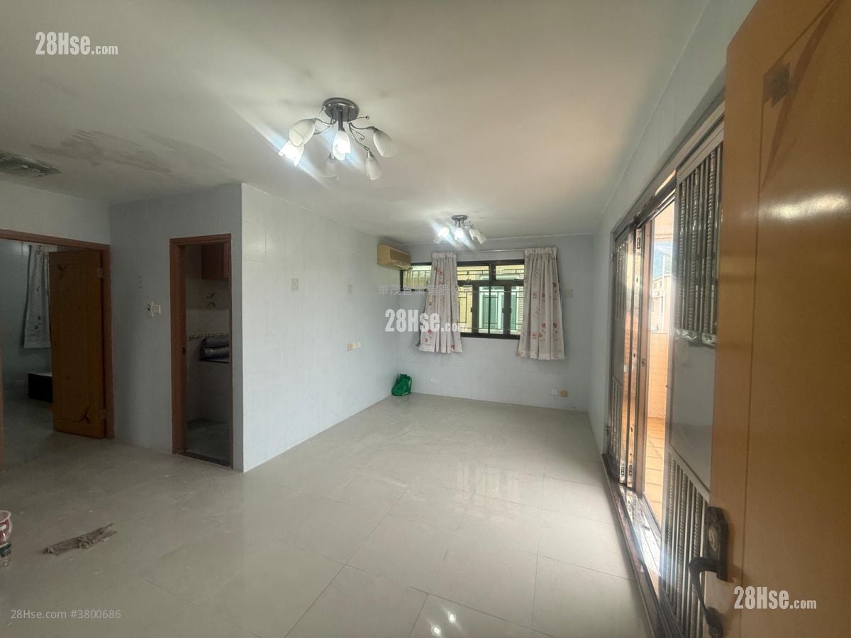 村屋 租盘 2 房 , 2 浴室 630 平方尺