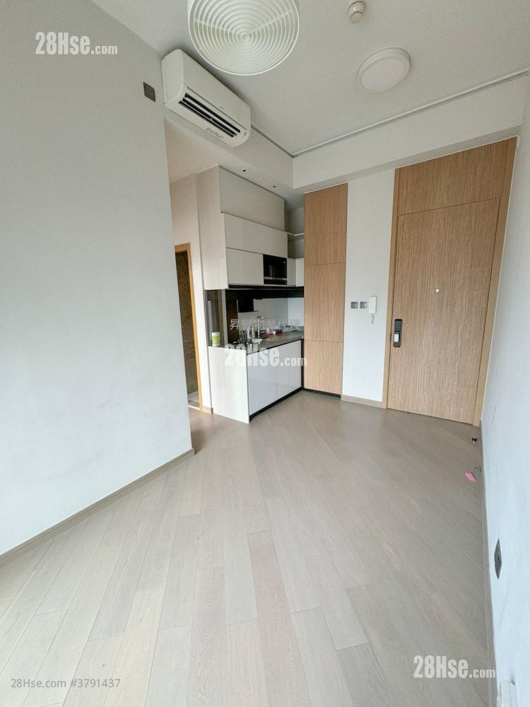 The Vantage Rental 2 Bedrooms , 1 Bathroom 381 ft²