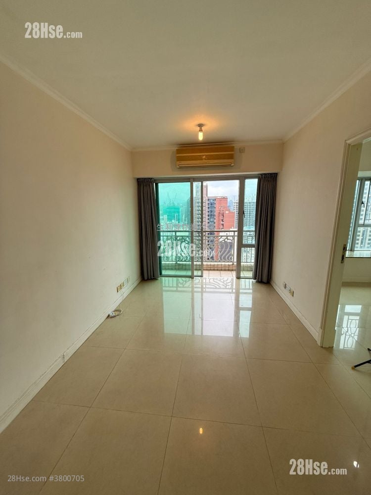 傲云峰 租盘 2 房 , 1 浴室 454 平方尺