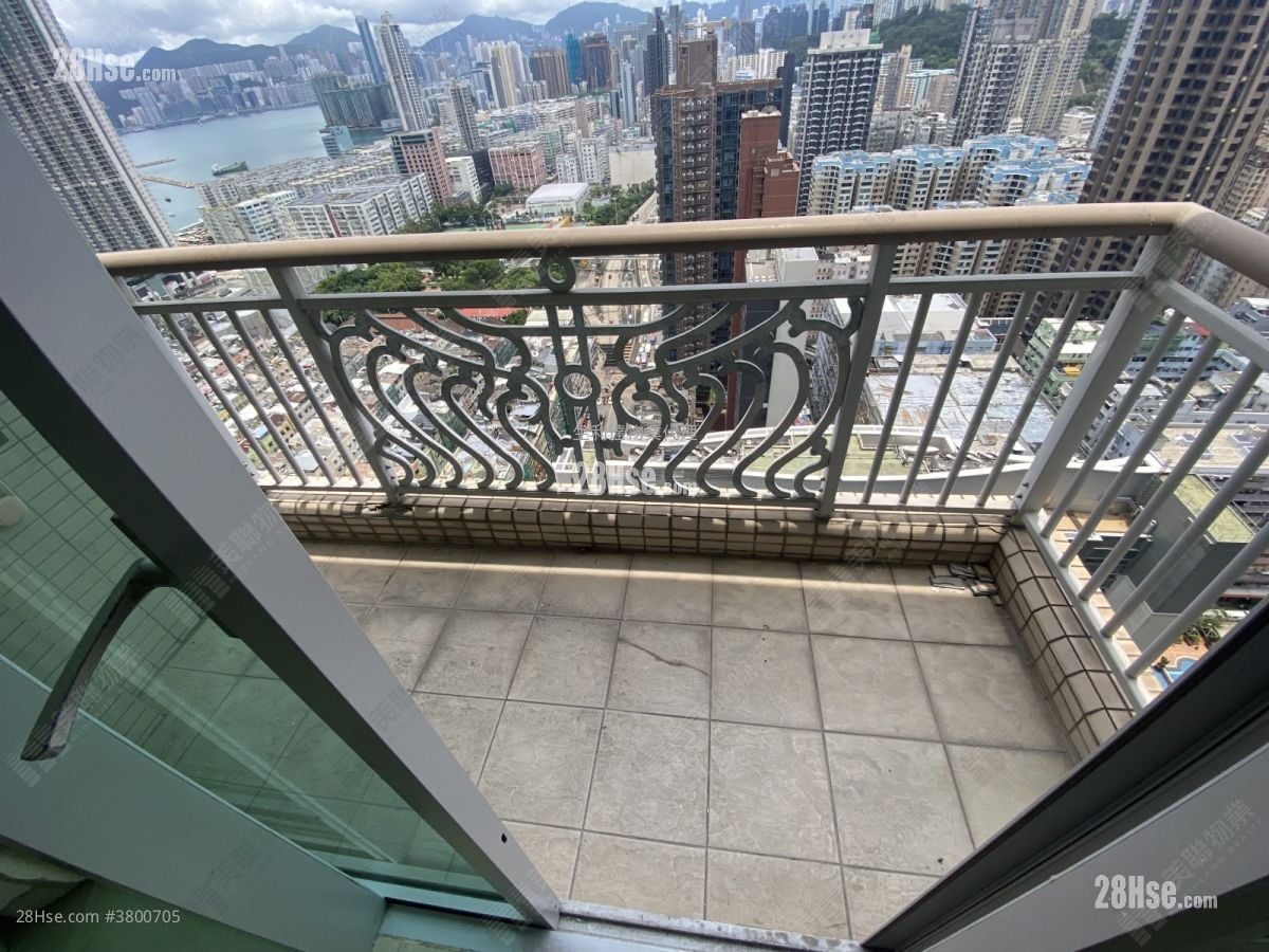 傲云峰 租盘 2 房 , 1 浴室 454 平方尺