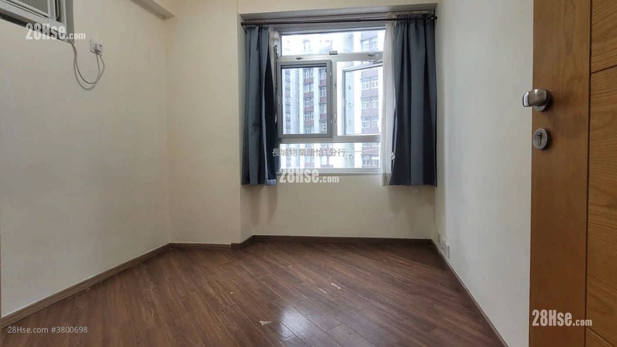 康山花园 租盘 3 房 , 1 浴室 592 平方尺