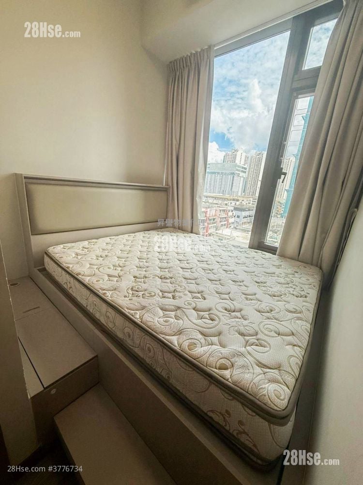 The Vantage Sell 1 Bedroom , 1 Bathroom 277 ft²