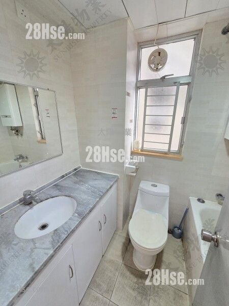 Whampoa Garden Sell 3 Bedrooms 639 ft²