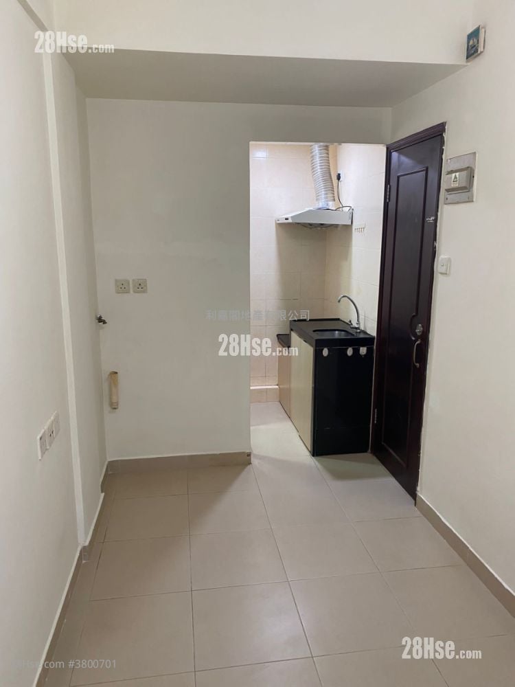 立成大厦 租盘 开放式间隔 , 1 浴室 100 平方尺