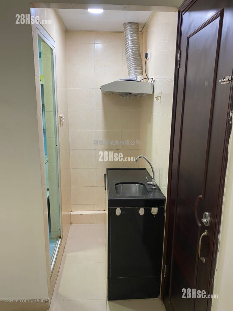立成大厦 租盘 开放式间隔 , 1 浴室 100 平方尺