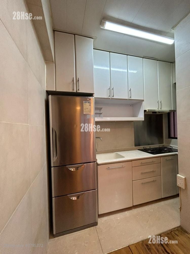 Kwan Yick Building Phase 3 Sell 2 Bedrooms , 1 Bathroom 393 ft²