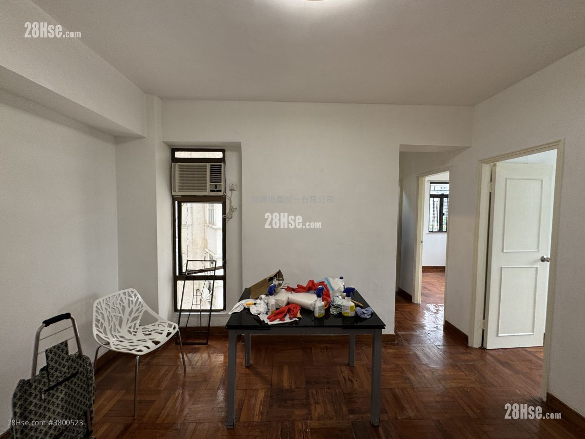 Wing Lee Mansion Sell 2 Bedrooms , 1 Bathroom 476 ft²