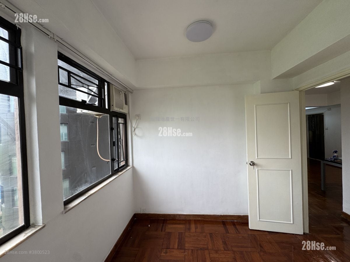 Wing Lee Mansion Sell 2 Bedrooms , 1 Bathroom 476 ft²