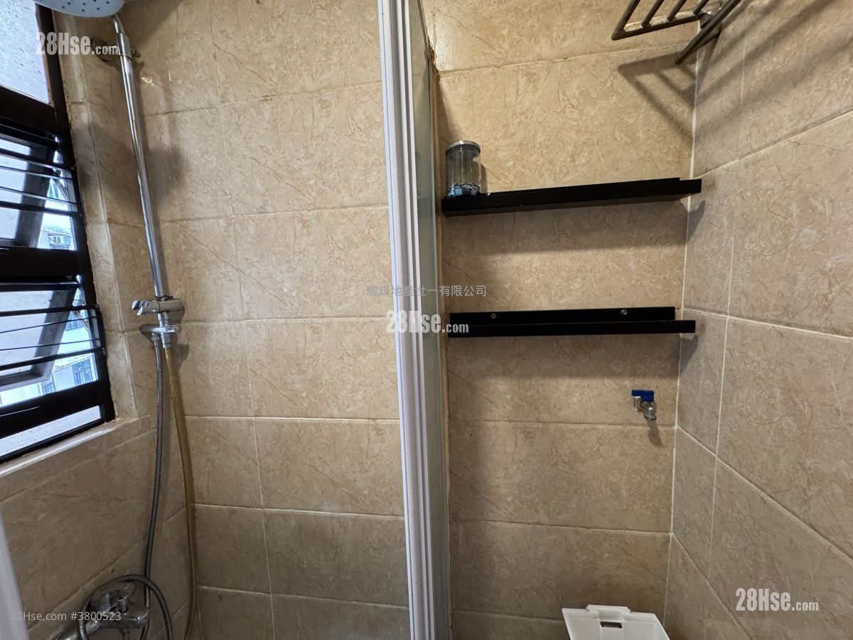 Wing Lee Mansion Sell 2 Bedrooms , 1 Bathroom 476 ft²