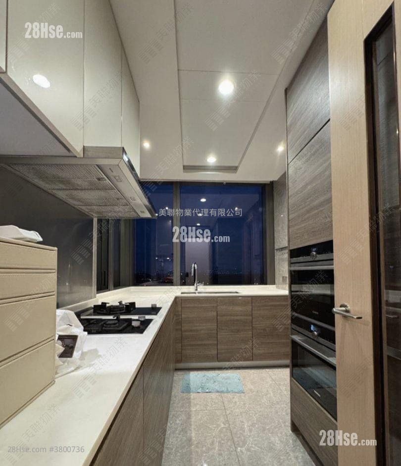 Crescent Green Sell 3 Bedrooms , 3 Bathrooms 946 ft²