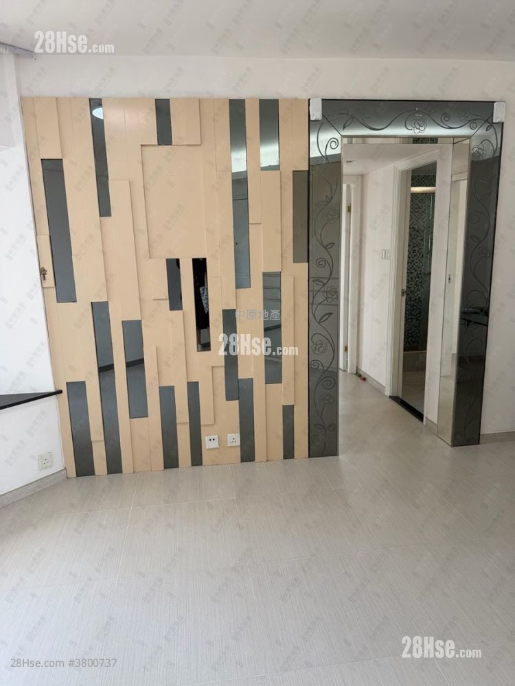 嘉湖山庄 租盘 2 房 , 1 浴室 549 平方尺