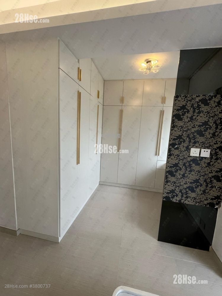 嘉湖山庄 租盘 2 房 , 1 浴室 549 平方尺