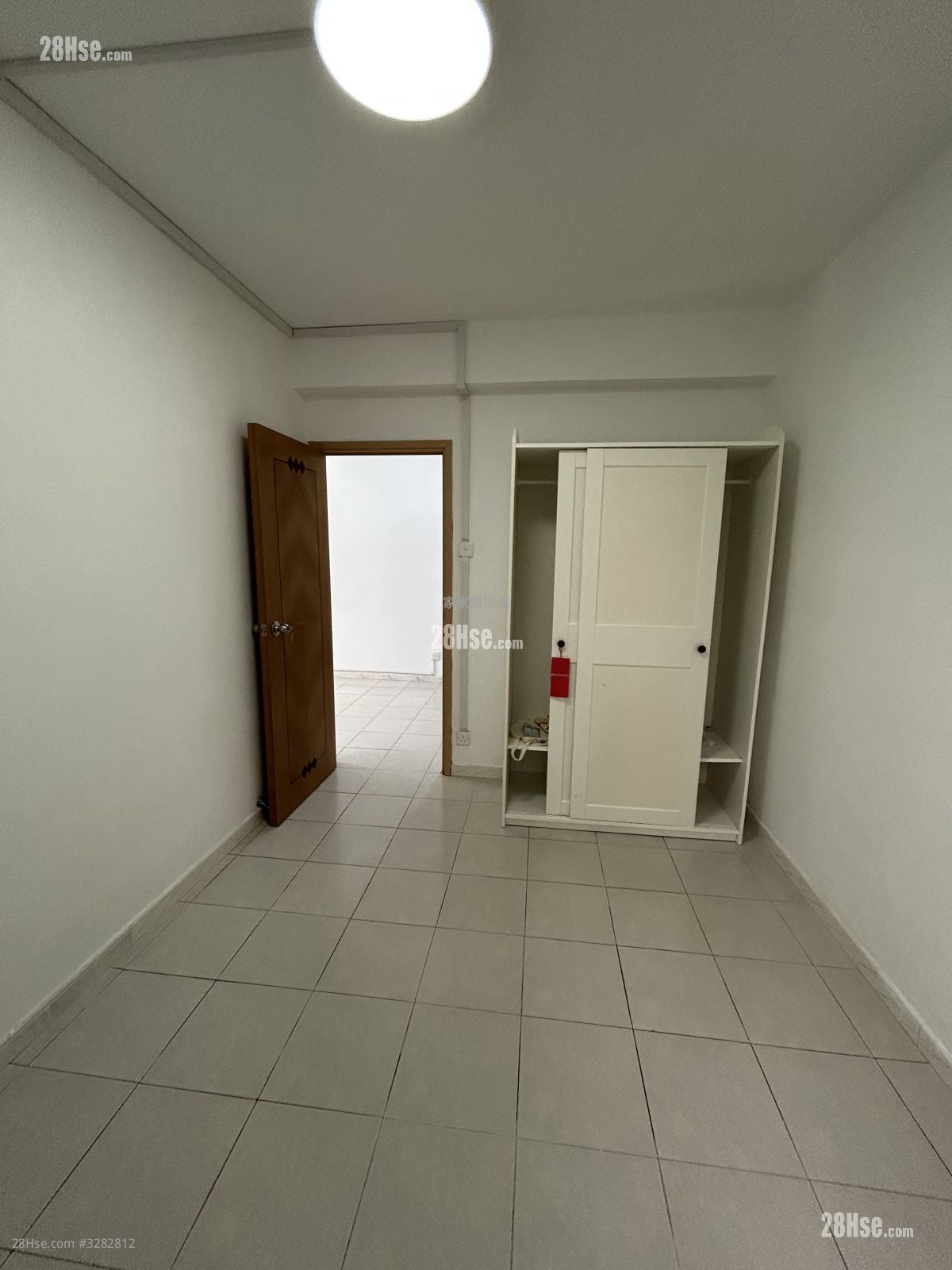 村屋 租盘 2 房 , 1 浴室 600 平方尺