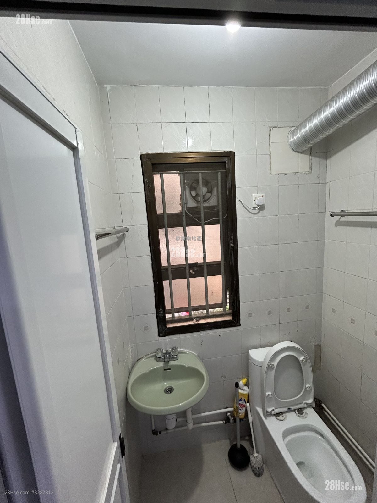 村屋 租盘 2 房 , 1 浴室 600 平方尺