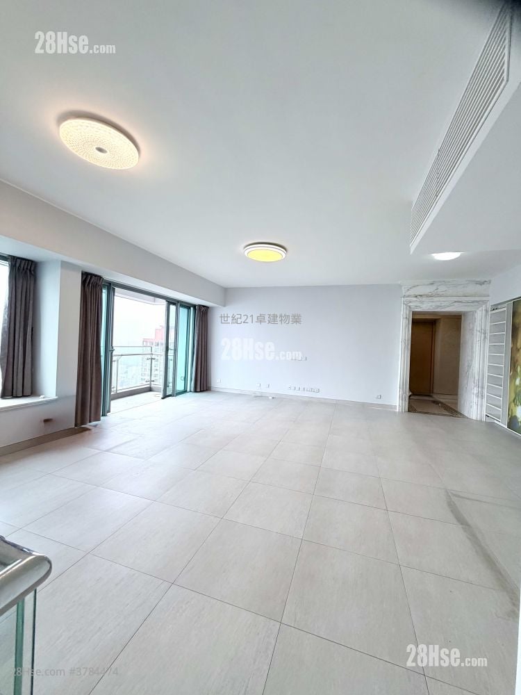 君临天下 租盘 4 房 , 4 浴室 3,174 平方尺