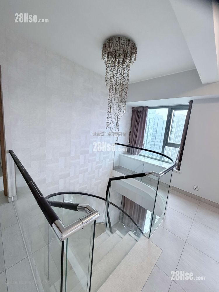 君临天下 租盘 4 房 , 4 浴室 3,174 平方尺