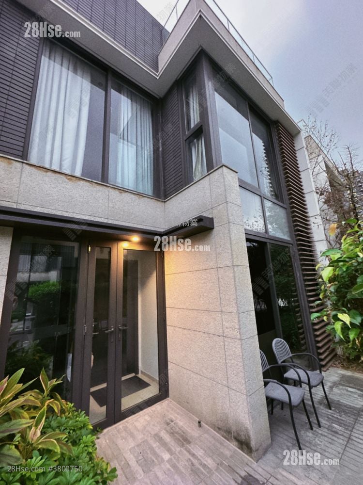 Avignon Rental 3 Bedrooms , 4 Bathrooms 1,903 ft²