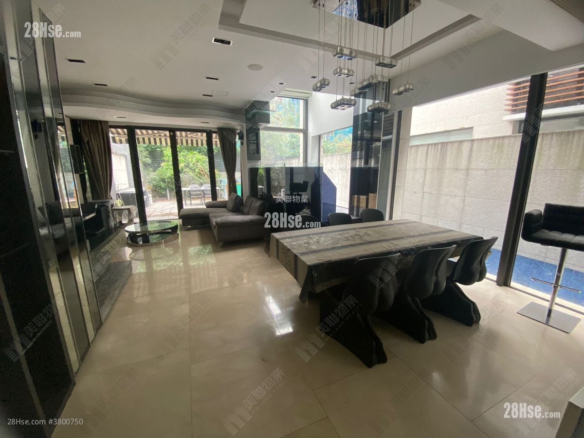 Avignon Rental 3 Bedrooms , 4 Bathrooms 1,903 ft²