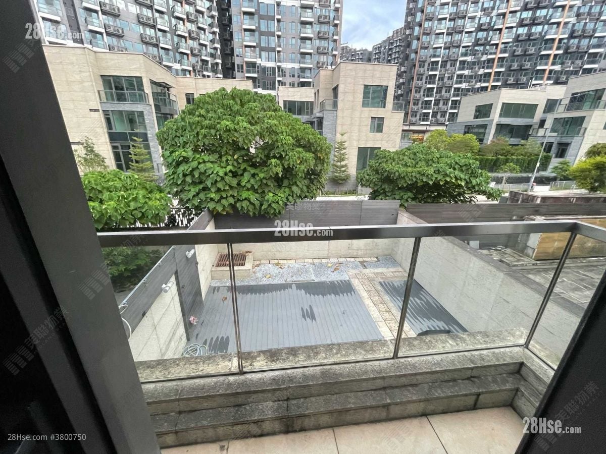 Avignon Rental 3 Bedrooms , 4 Bathrooms 1,903 ft²