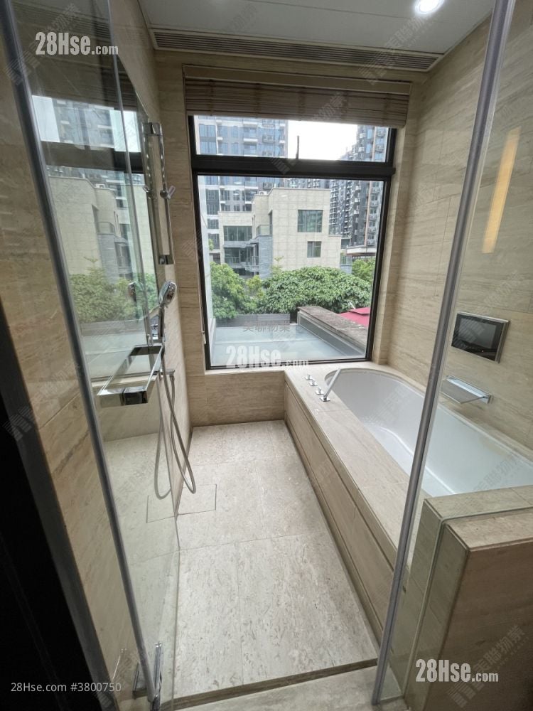 Avignon Rental 3 Bedrooms , 4 Bathrooms 1,903 ft²