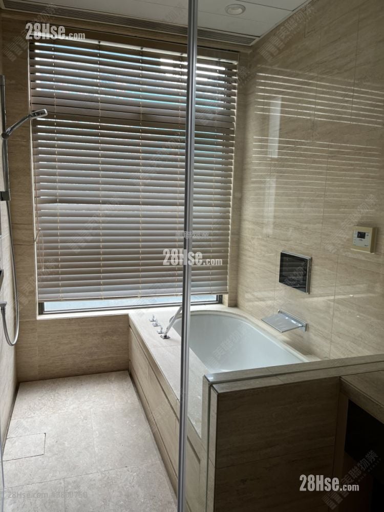 Avignon Rental 3 Bedrooms , 4 Bathrooms 1,903 ft²