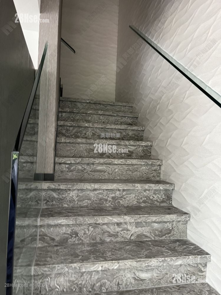 Avignon Rental 3 Bedrooms , 4 Bathrooms 1,903 ft²