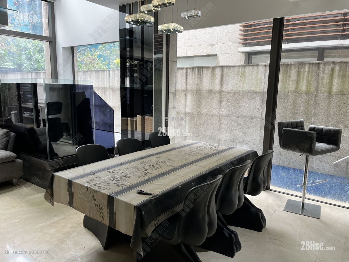 Avignon Rental 3 Bedrooms , 4 Bathrooms 1,903 ft²