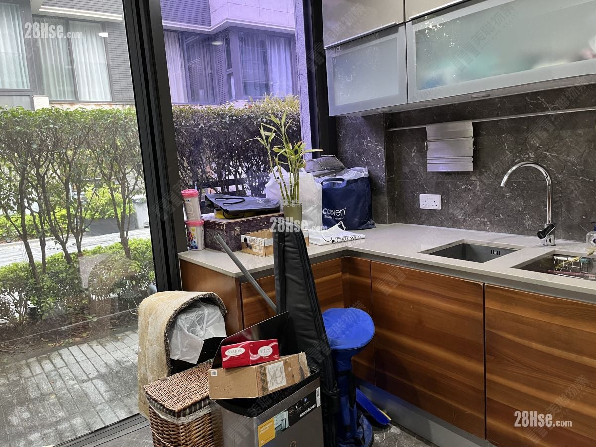 Avignon Rental 3 Bedrooms , 4 Bathrooms 1,903 ft²